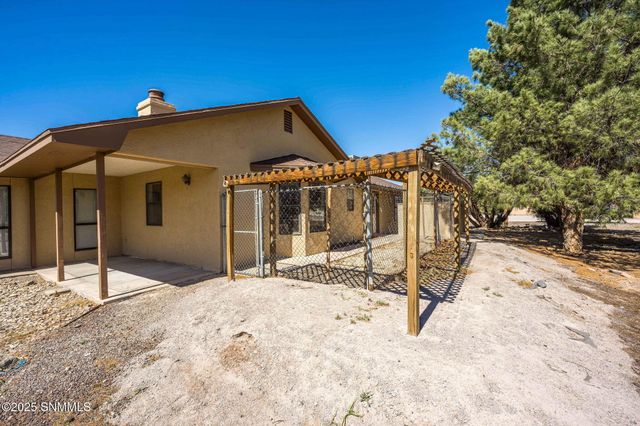 8030 Raging Bull Place, Mesilla Park, NM 88047