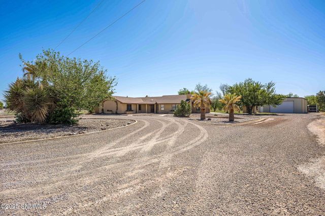 8030 Raging Bull Place, Mesilla Park, NM 88047