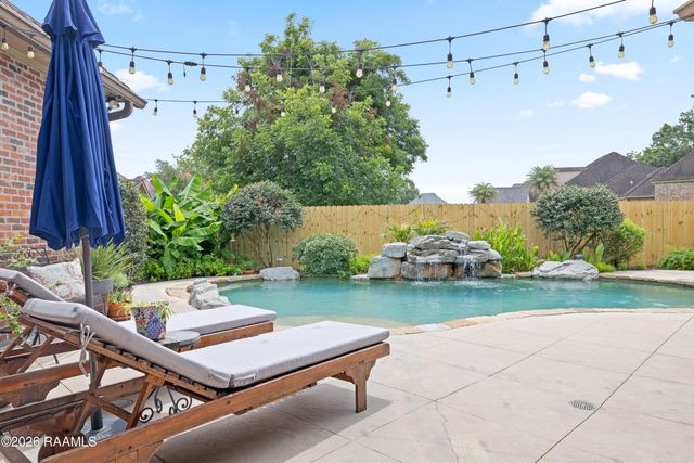 315 Vanburg Place, Lafayette, LA 70508