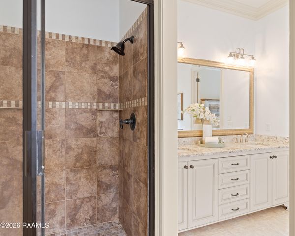 315 Vanburg Place, Lafayette, LA 70508