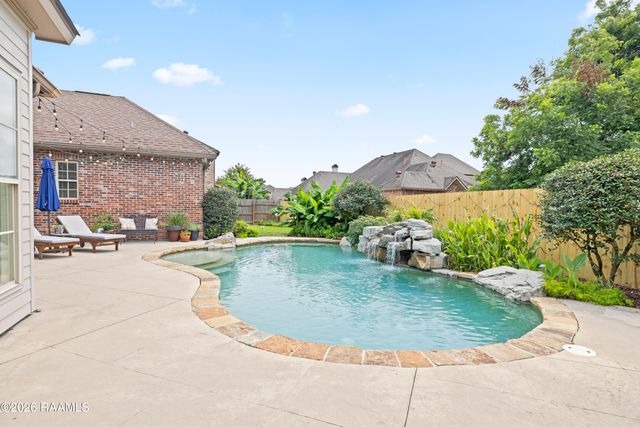 315 Vanburg Place, Lafayette, LA 70508