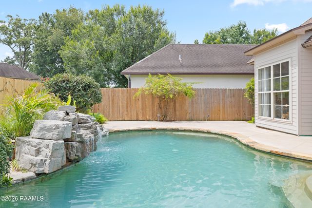 315 Vanburg Place, Lafayette, LA 70508