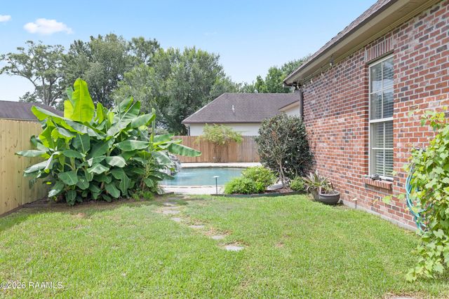 315 Vanburg Place, Lafayette, LA 70508