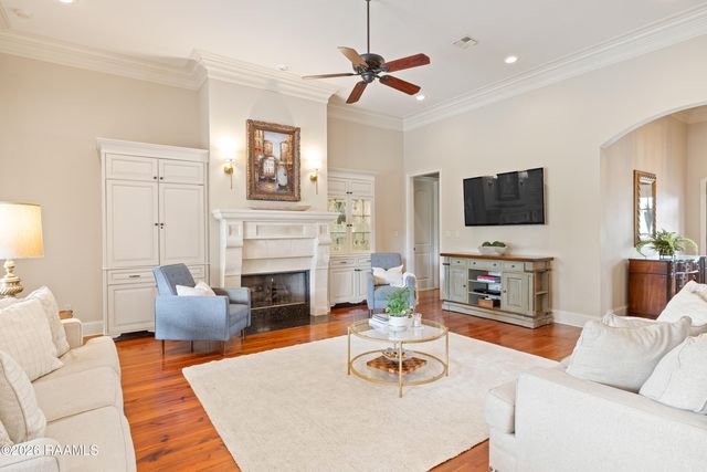 315 Vanburg Place, Lafayette, LA 70508