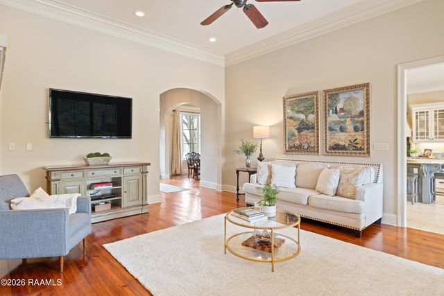 315 Vanburg Place, Lafayette, LA 70508