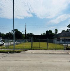 5616 Gessner Road, Houston, TX 77041