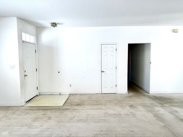 2748 Rothe Lane, Indianapolis, IN 46229