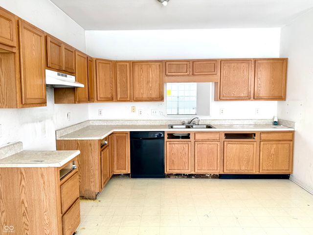 2748 Rothe Lane, Indianapolis, IN 46229