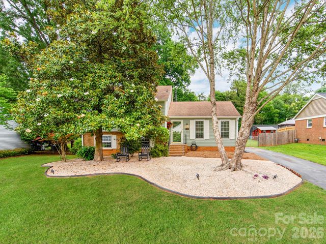 7200 Fox Hunt Road, Charlotte, NC 28212