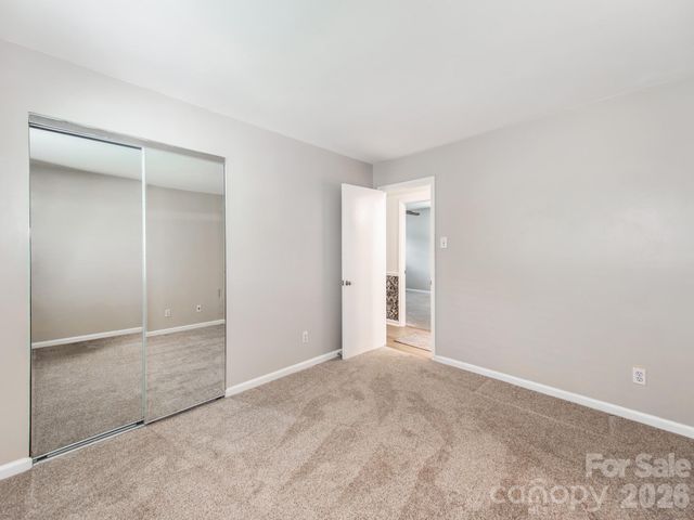 7200 Fox Hunt Road, Charlotte, NC 28212