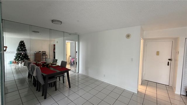 17011 N Bay Rd 912, Sunny Isles Beach, FL 33160
