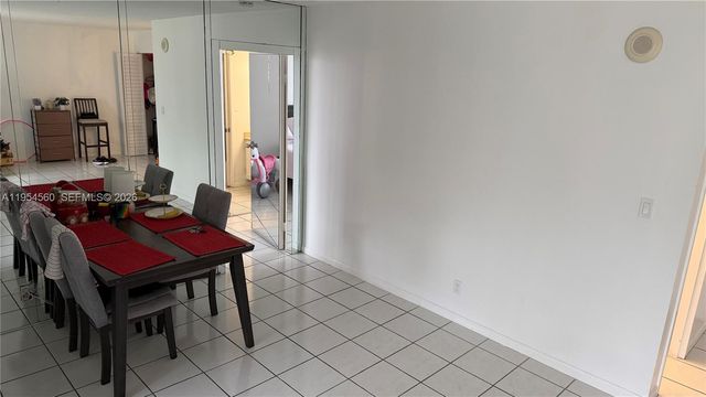 17011 N Bay Rd 912, Sunny Isles Beach, FL 33160