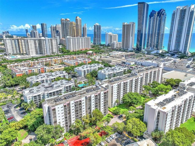 17011 N Bay Rd 912, Sunny Isles Beach, FL 33160