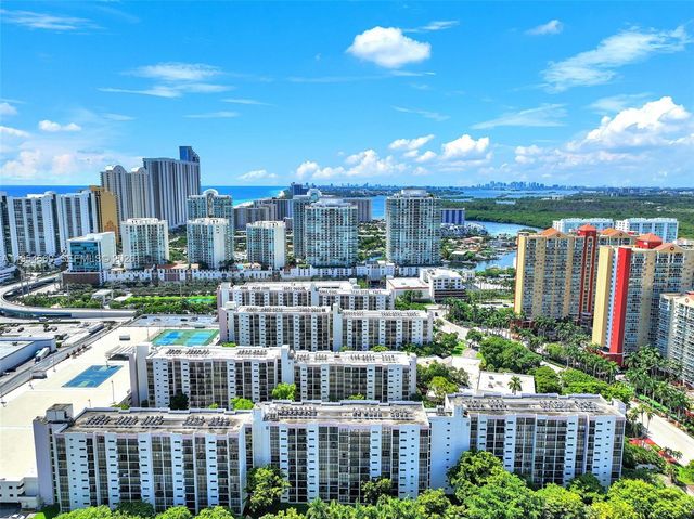 17011 N Bay Rd 912, Sunny Isles Beach, FL 33160
