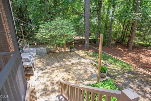 1832 Chedworth Court, Chapel Hill, NC 27517