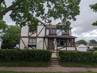 515 Dewey Street #1-2, Eau Claire, WI 54703
