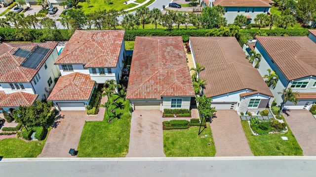 8883 Kingsmoor Way, Lake Worth, FL 33467