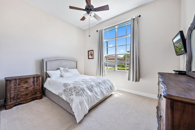 8883 Kingsmoor Way, Lake Worth, FL 33467