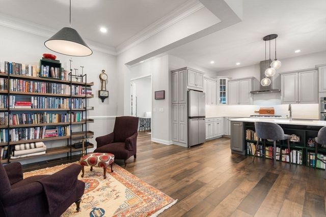 124 Glen Ellen Blvd 124, Millis, MA 02054