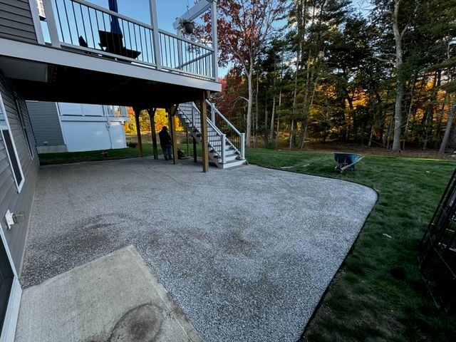 124 Glen Ellen Blvd 124, Millis, MA 02054