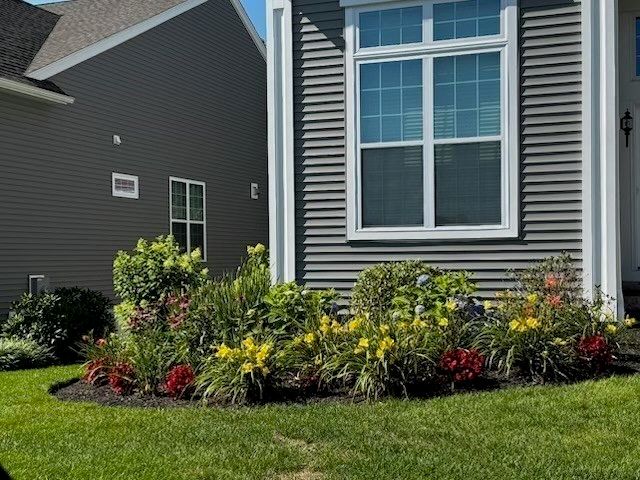 124 Glen Ellen Blvd 124, Millis, MA 02054