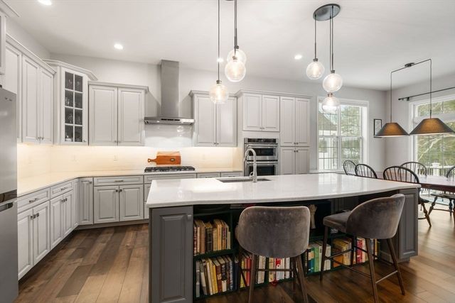 124 Glen Ellen Blvd 124, Millis, MA 02054