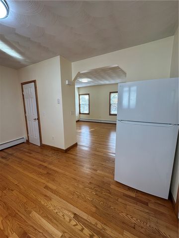 471 Wood Street, Bristol, RI 02809