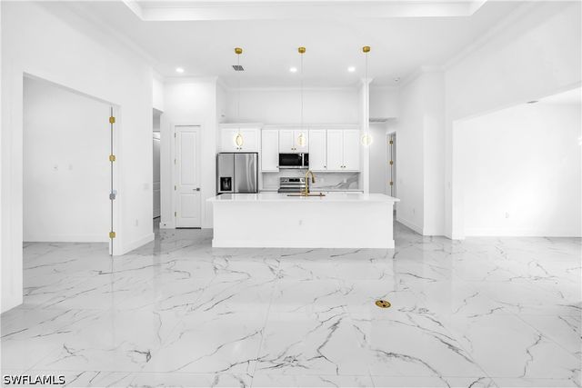 578 Woodview DR, Lehigh Acres, FL 33972