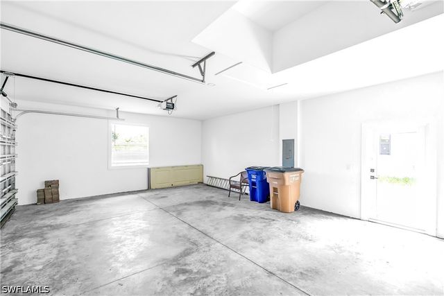 578 Woodview DR, Lehigh Acres, FL 33972