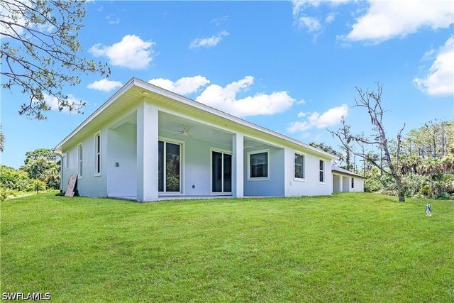 578 Woodview DR, Lehigh Acres, FL 33972