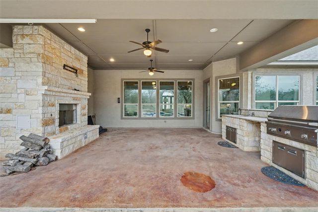 728 Deer Run Way WAY, New Braunfels, TX 78132