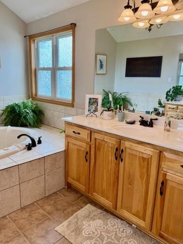 7127 SW Karen Road, Trimble, MO 64492