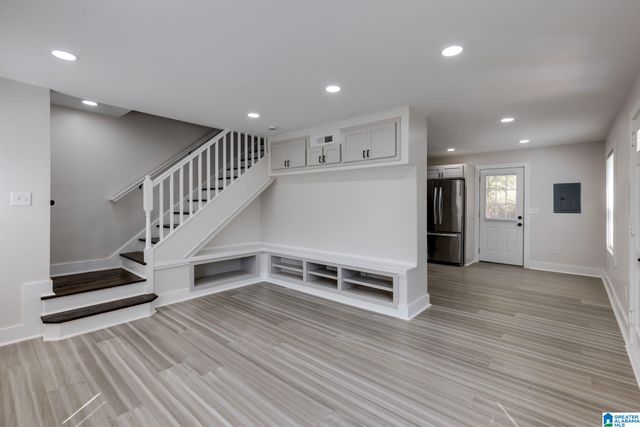 1700 Valley Ave Apt F, Homewood, AL 35209