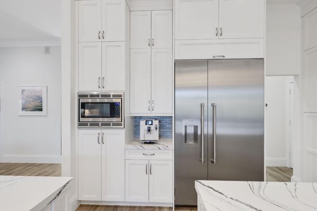 3041 NE 40th Court, Fort Lauderdale, FL 33308