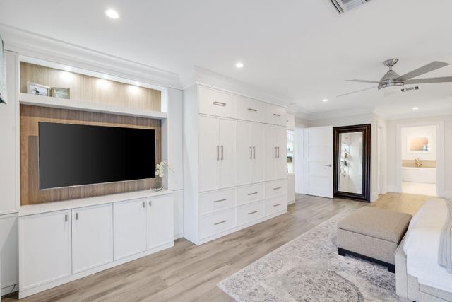 3041 NE 40th Court, Fort Lauderdale, FL 33308