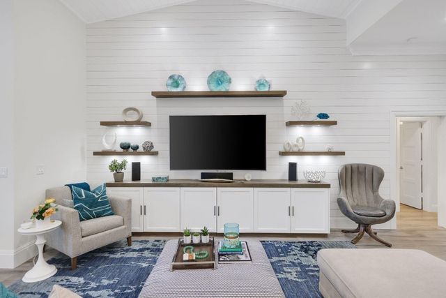 3041 NE 40th Court, Fort Lauderdale, FL 33308