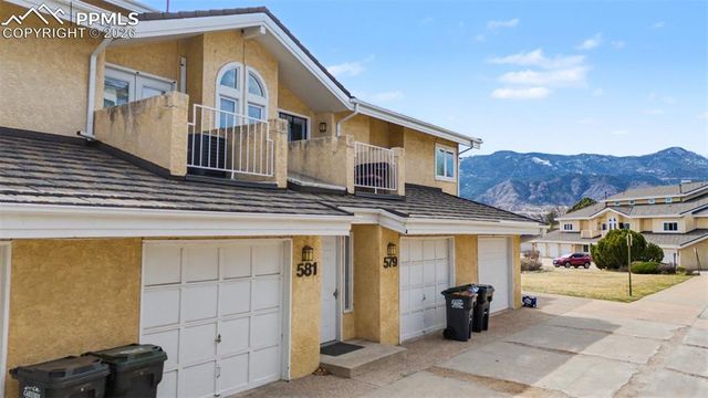 581 Observatory Drive, Colorado Springs, CO 80904