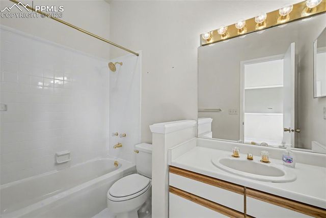 581 Observatory Drive, Colorado Springs, CO 80904