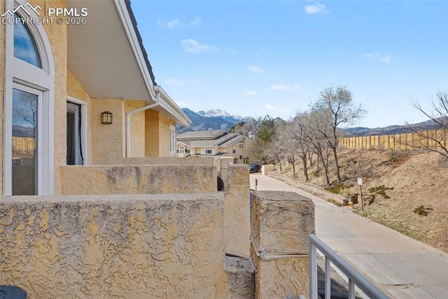 581 Observatory Drive, Colorado Springs, CO 80904