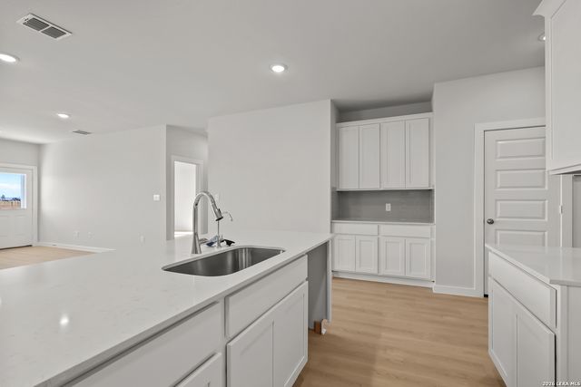 8311 SMITHERS AVENUE, San Antonio, TX 78252