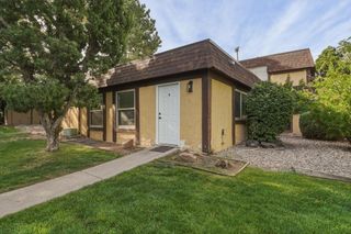 8437 Heights Road NE #8A, Albuquerque, NM 87111