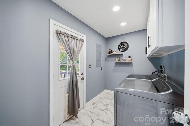 927 Victoria Avenue, Kannapolis, NC 28081