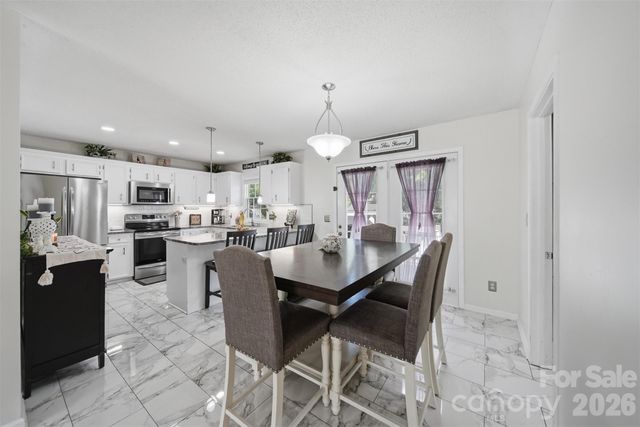 927 Victoria Avenue, Kannapolis, NC 28081
