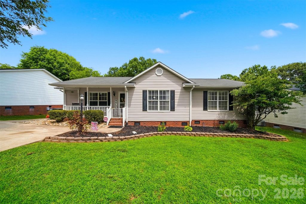 927 Victoria Avenue, Kannapolis, NC 28081
