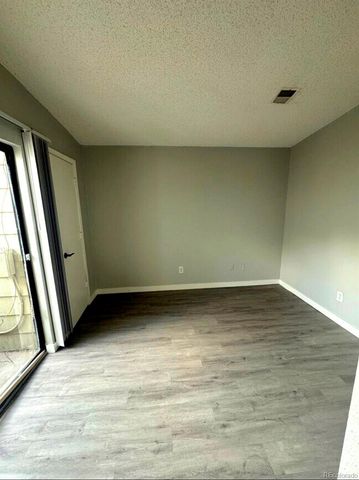 912 S Dearborn Way 20, Aurora, CO 80012