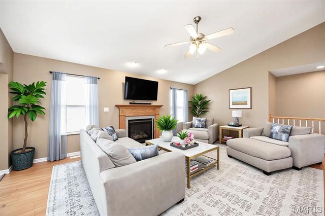 248 Sunnybrooke, Troy, IL 62294