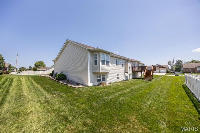 248 Sunnybrooke, Troy, IL 62294