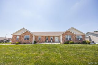 248 Sunnybrooke, Troy, IL 62294