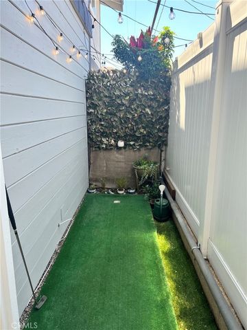1120 Sandi, Costa Mesa, CA 92627