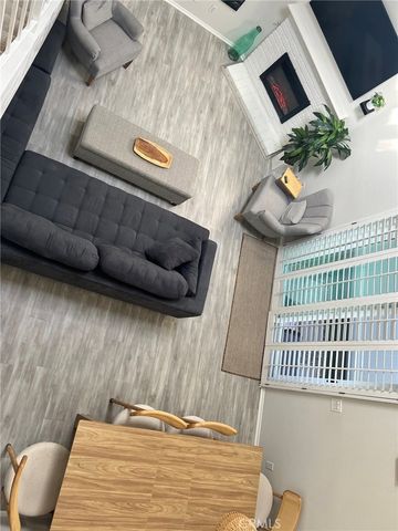 1120 Sandi, Costa Mesa, CA 92627
